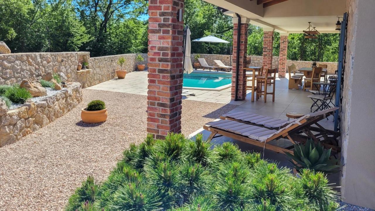 Milohnici Villa Alara - Charming Villa With Heated Swimming Pool מראה חיצוני תמונה