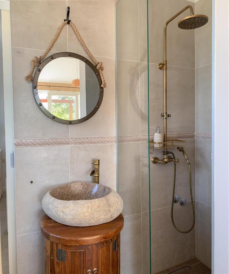 Milohnici Villa Alara - Charming Villa With Heated Swimming Pool מראה חיצוני תמונה