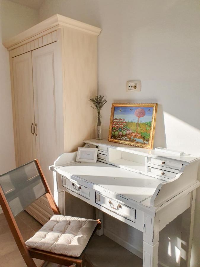 Milohnici Villa Alara - Charming Villa With Heated Swimming Pool מראה חיצוני תמונה