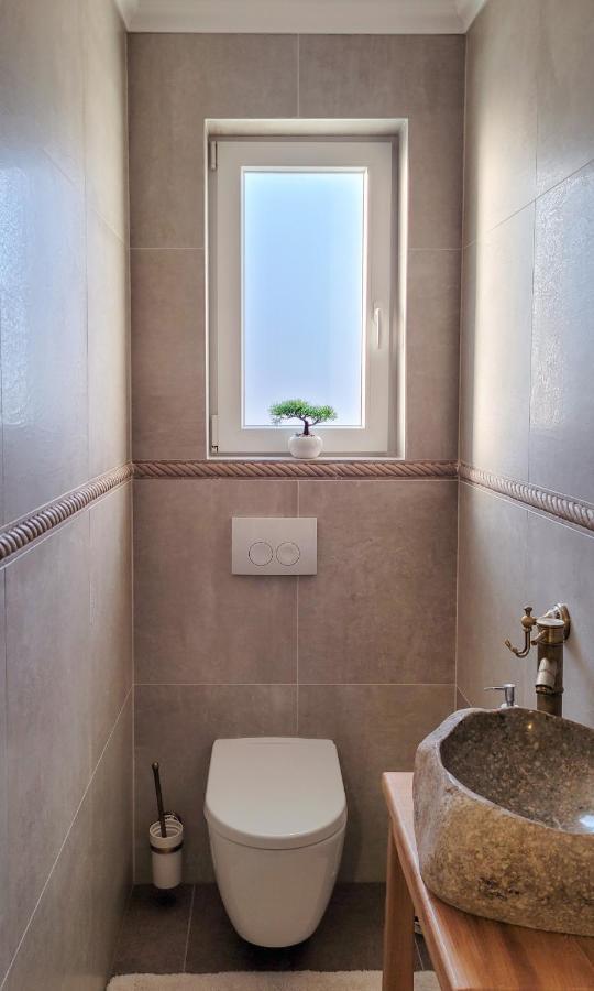 Milohnici Villa Alara - Charming Villa With Heated Swimming Pool מראה חיצוני תמונה