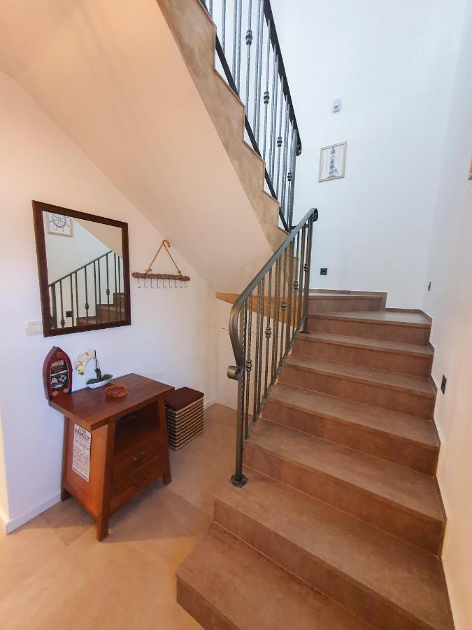 Milohnici Villa Alara - Charming Villa With Heated Swimming Pool מראה חיצוני תמונה