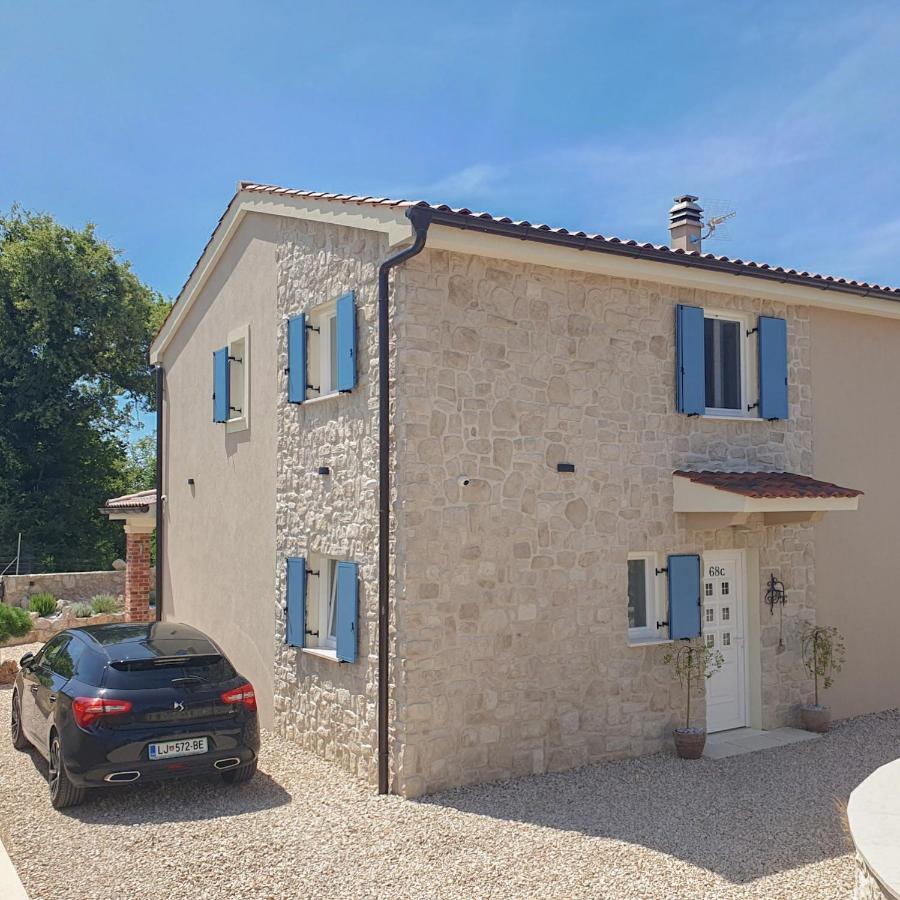 Milohnici Villa Alara - Charming Villa With Heated Swimming Pool מראה חיצוני תמונה